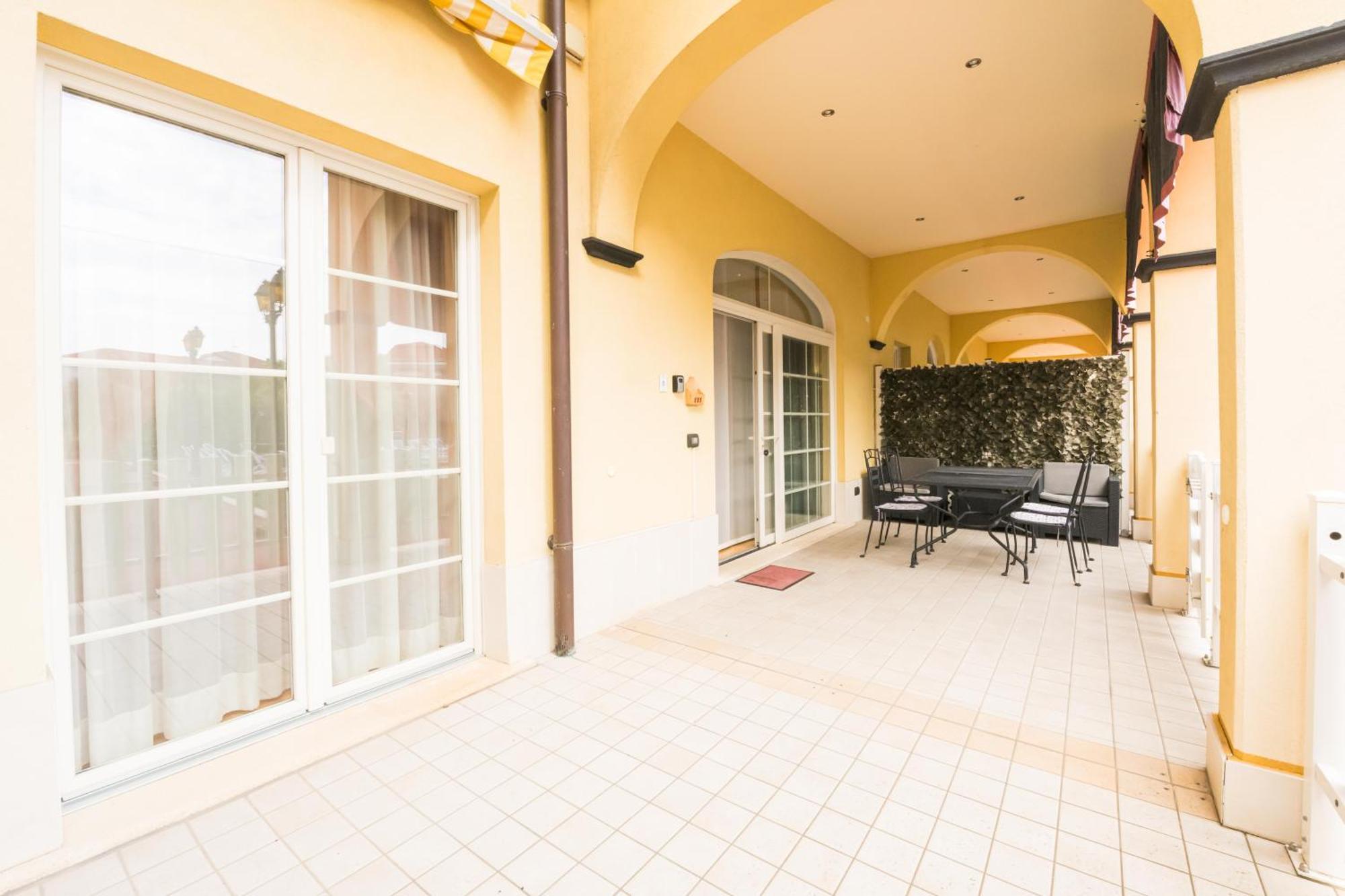 טוסקולנו מדרנו Giardino Dei Colori 111 Residence Pool&Fitness מראה חיצוני תמונה